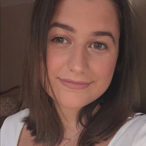 Meet your Posher, Valmira